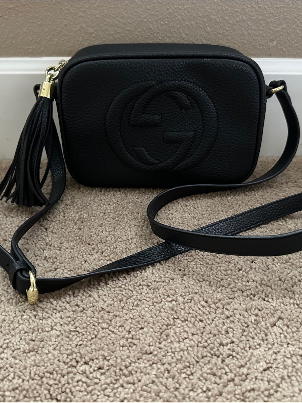 Gucci Black Pebbled Leather Soho Disco Crossbody with Tassel